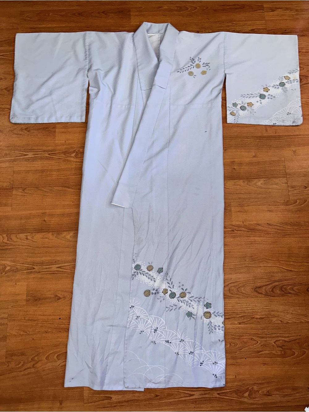 Authentic handmade Kimono, length 60 inches width 23.5 inches, Silk Rayon Blend
